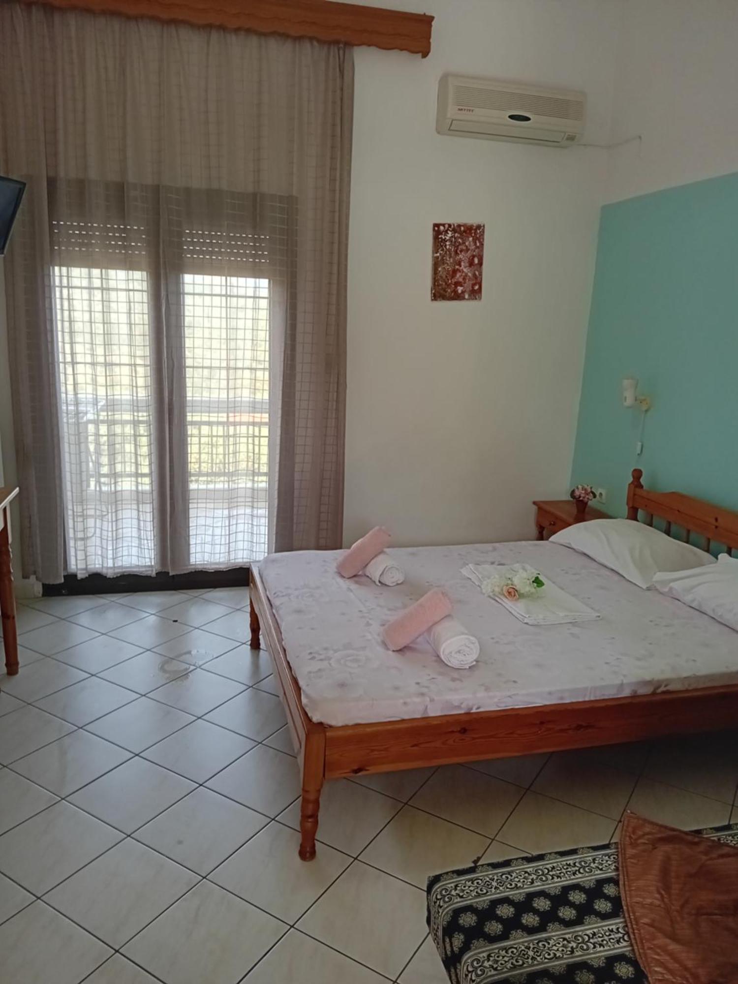 Giola Aparments And Studios 2 Astris Pokoj fotografie